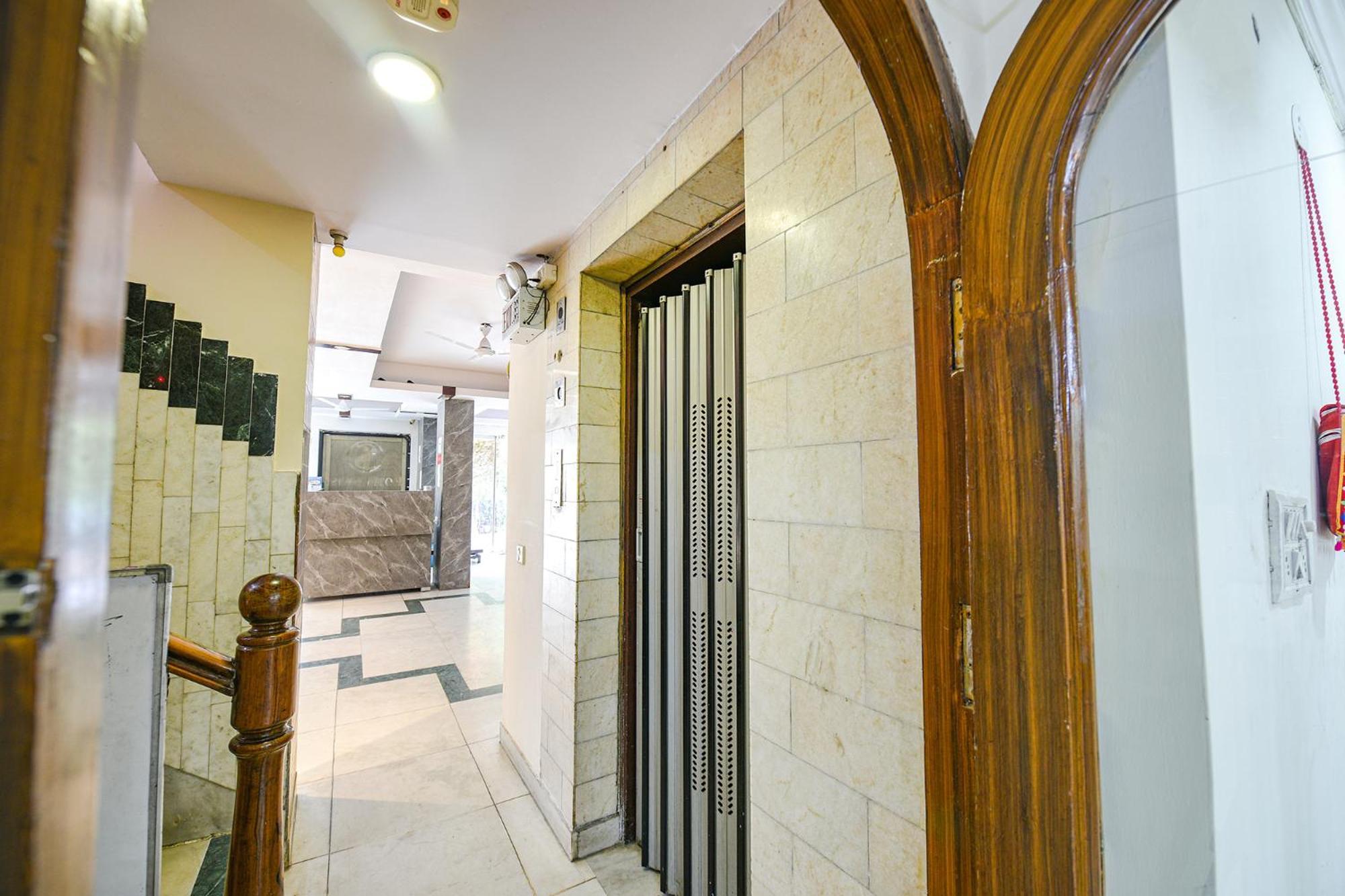 ניו דלהי Fabhotel Swiss International Patel Nagar מראה חיצוני תמונה