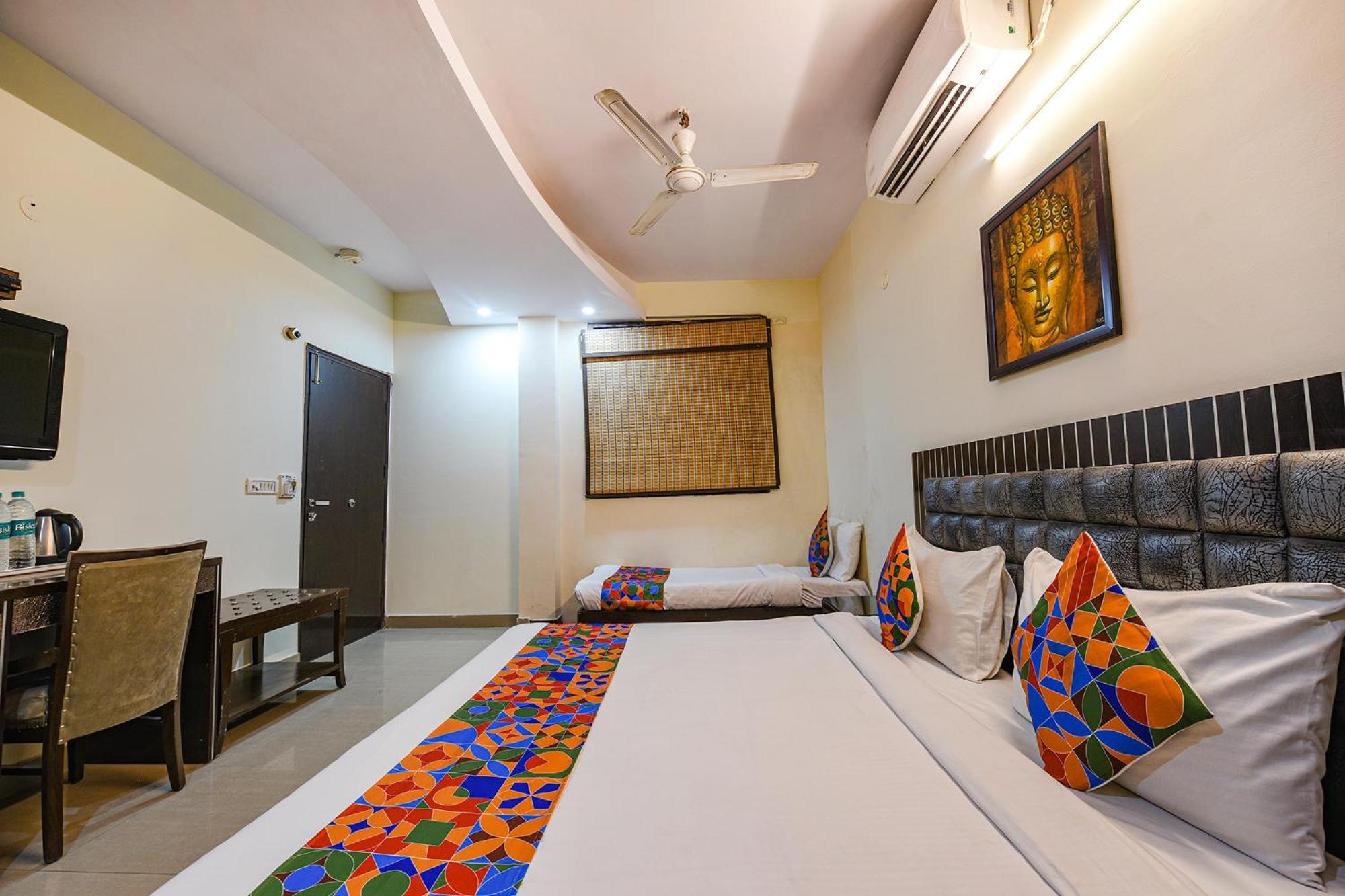 ניו דלהי Fabhotel Swiss International Patel Nagar מראה חיצוני תמונה