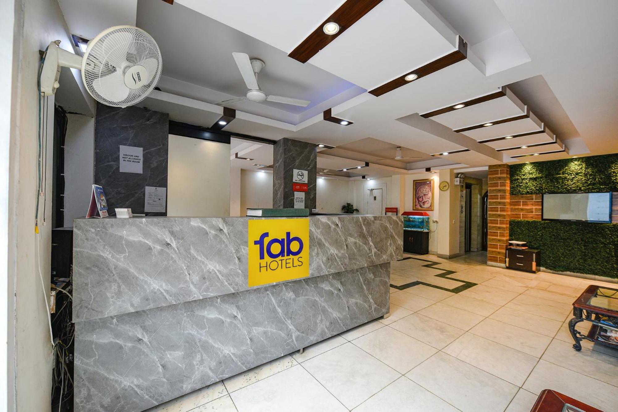 ניו דלהי Fabhotel Swiss International Patel Nagar מראה חיצוני תמונה